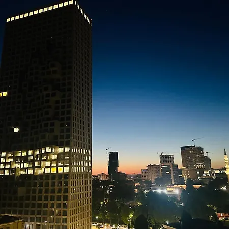 Vila-amo Center * Tirana