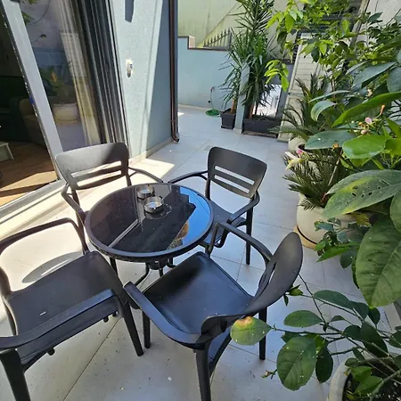 Vila-amo Center * Tirana