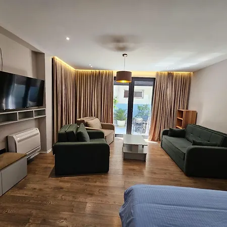 Vila-amo Center Tirana