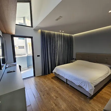 Vila-amo Center Tirana